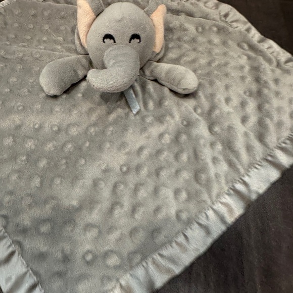 NWOT Infant Baby Toddler Adorable Gray Elephant Plush Blanket Lovey - Picture 3 of 4